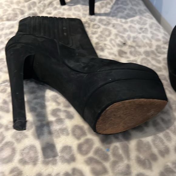 Rachel zoe black suede platform booties size 8 - Picture 5 of 5